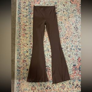 Aerie ribbed flare pant - sz medium